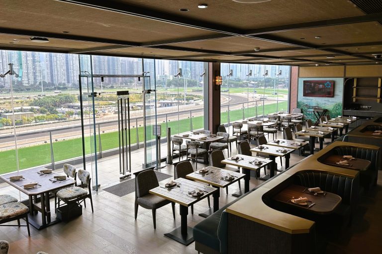 香港・シャティン(沙田)競馬場Newレストラン「玄宗 IZAKAYA」