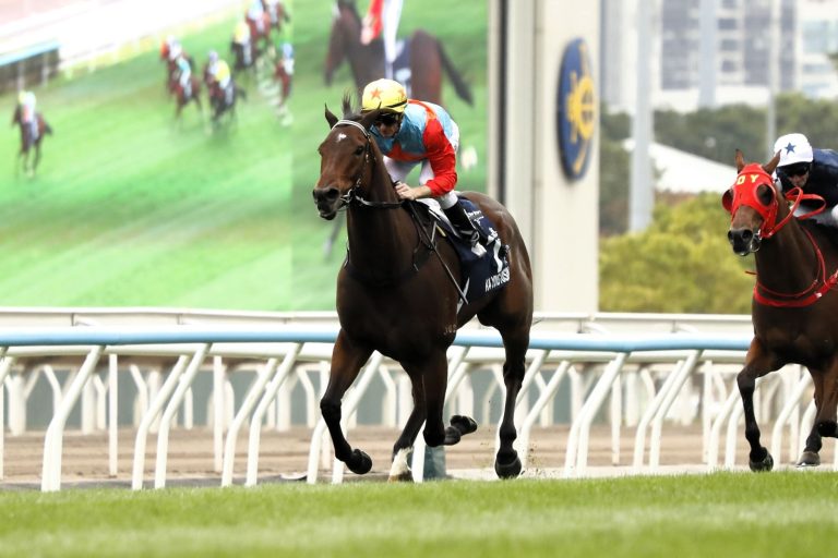 香港スプリント(G1)優勝馬カーインライジング