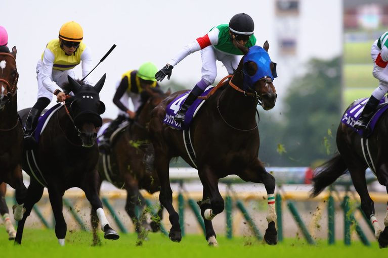 安田記念(G1)優勝馬シックスペンス